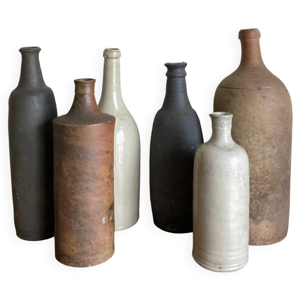 Set de 6 bouteilles de grès et terre cuite 1900-1930