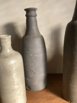 Set de 6 bouteilles de grès et terre cuite 1900-1930