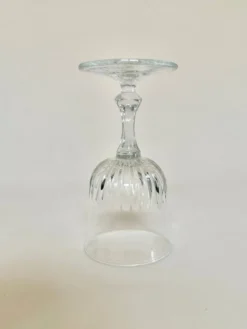 Set de cinq verres à vin