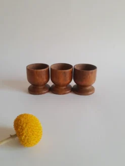 Set de 3 coquetiers en bois vintage