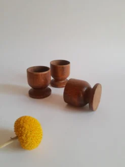 Set de 3 coquetiers en bois vintage
