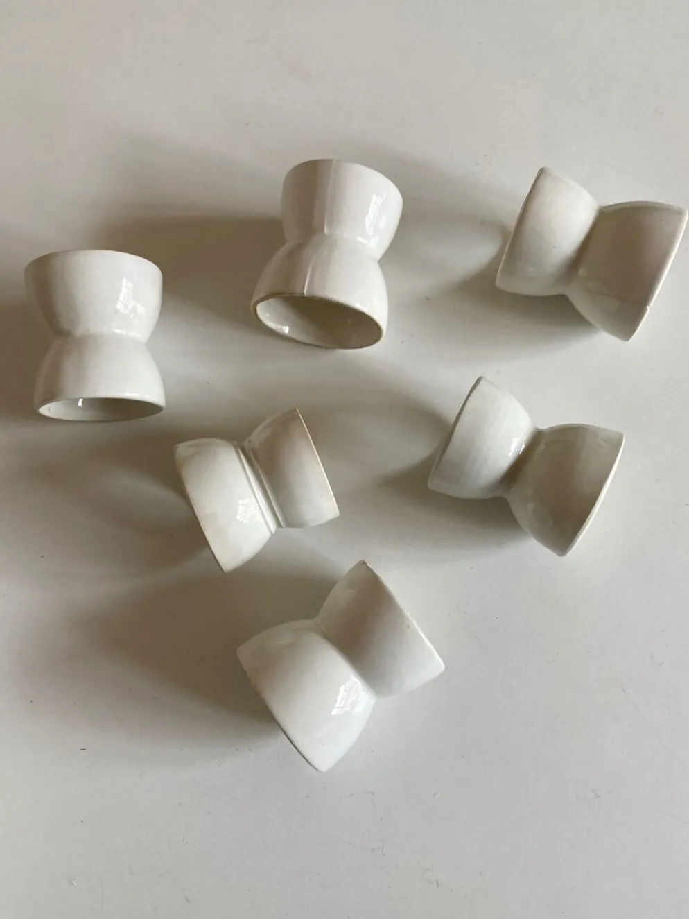 Set de 6 coquetiers en faïence fine terre de fer fin 19e