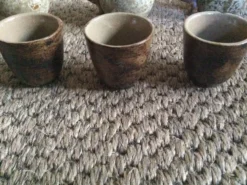 Set de 7 coquetiers en grès