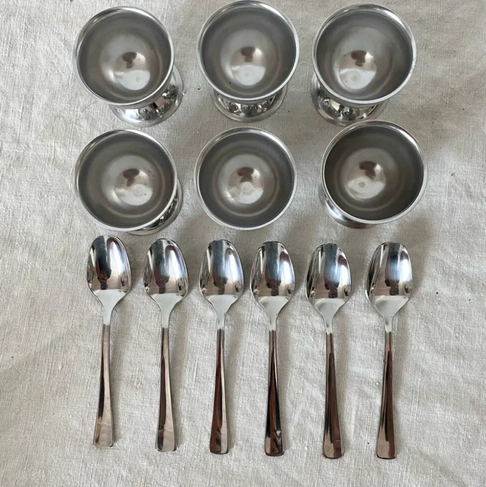 Set de coquetiers en inox par Guy Degrenne