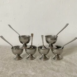 Set de coquetiers en inox par Guy Degrenne