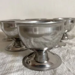 Set de coquetiers en inox par Guy Degrenne