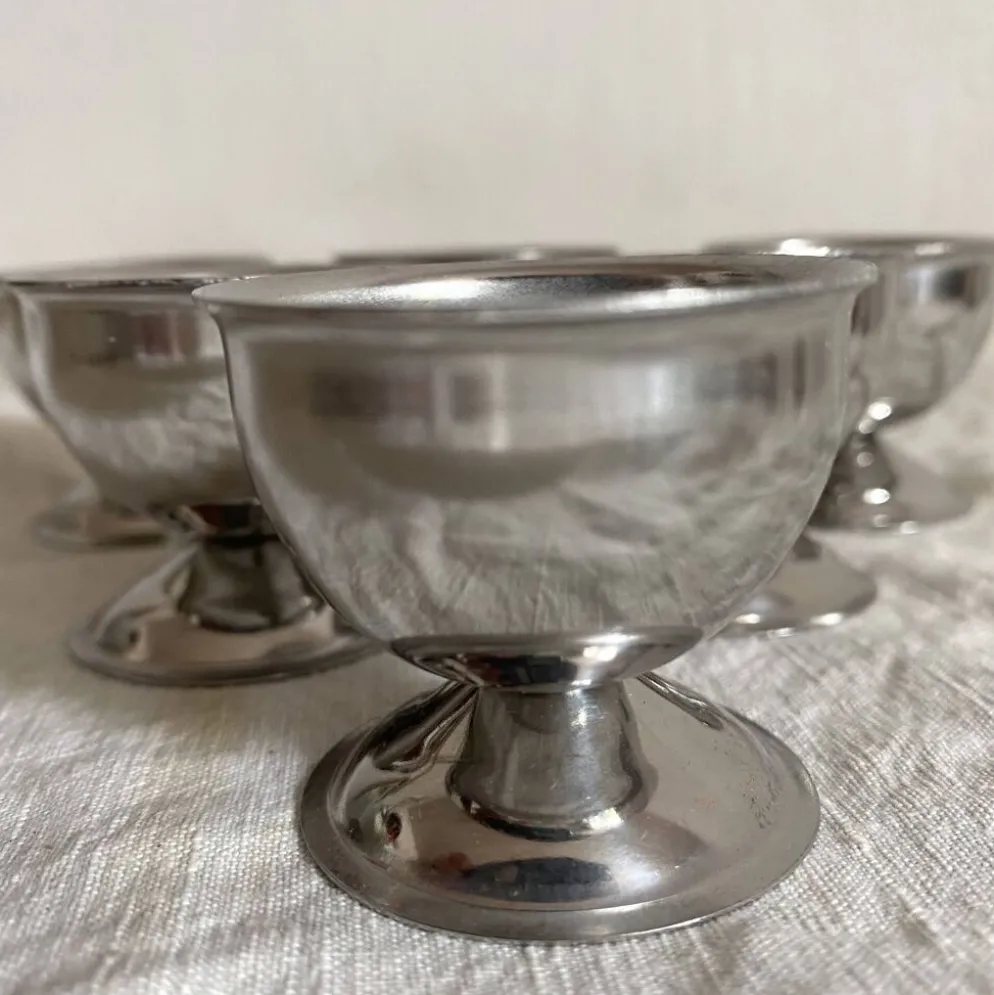 Set de coquetiers en inox par Guy Degrenne