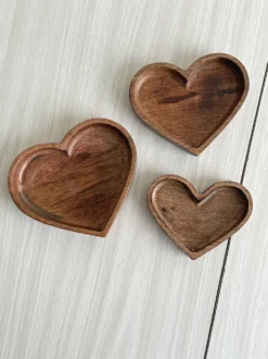 Set de 3 coupelles cœur en bois