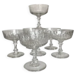 set de 7 coupes à champagne a cotes plates 19e en cristal sonnant