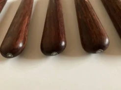 Set de 9 couteaux à manche de bois de palissandre mid century