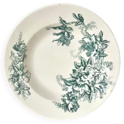 Set de neuf assiettes creuses en faïence de Givors, modèle « Floreal »