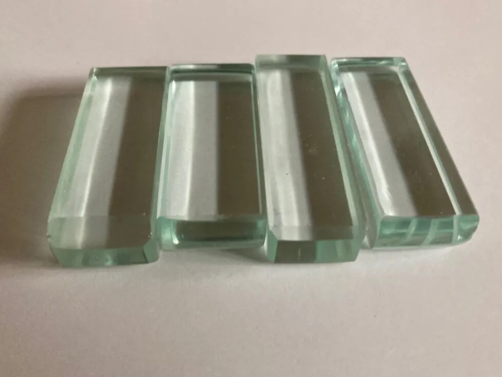 Set de 4 porte couteaux en cristal modernistes