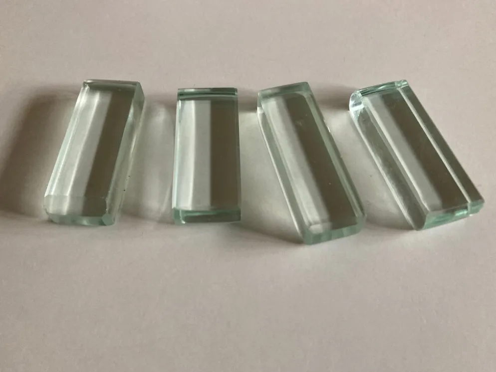 Set de 4 porte couteaux en cristal modernistes