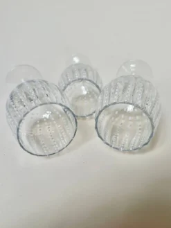 Set de six verres à vin blanc mouchetés