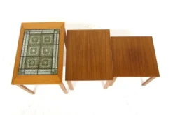Set de tables gigogne 