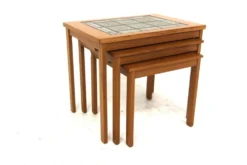 Set de tables gigogne 