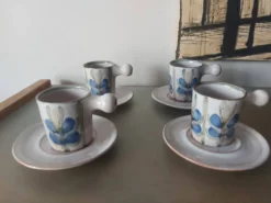Set de 4 tasses vintages