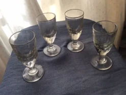 Set de 4 verres à absinthe 19eme