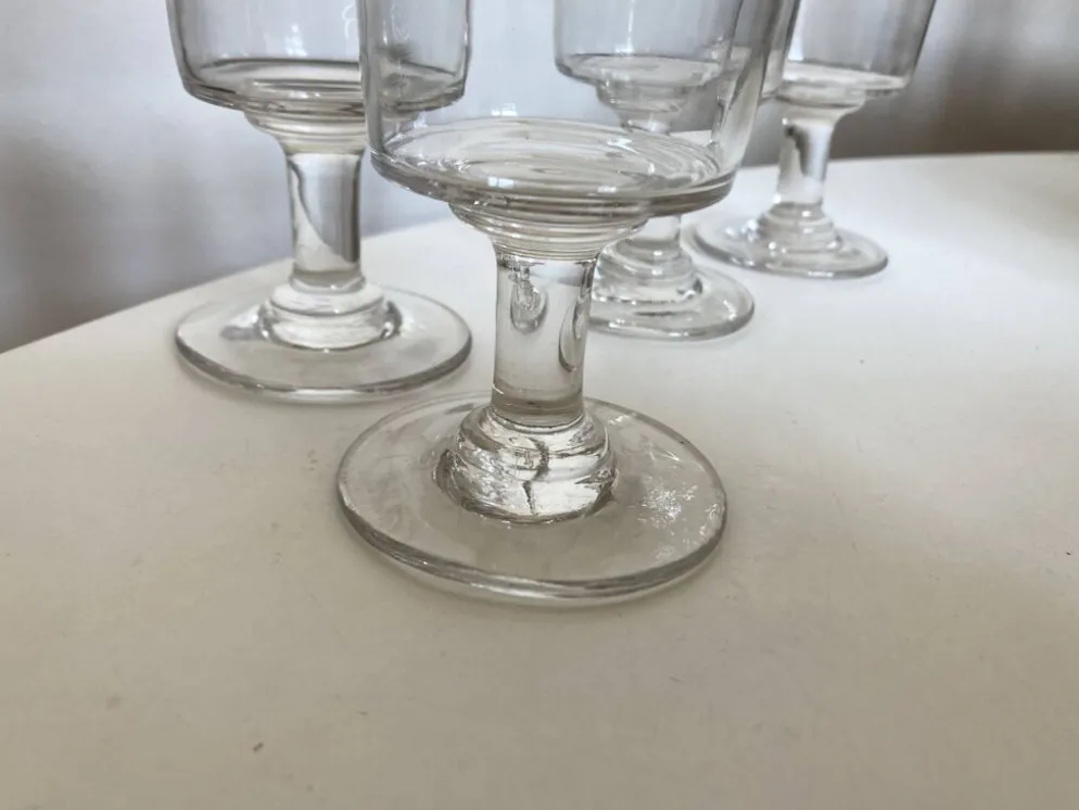 Set de 4 verres rouleau 19e en verre irrégulier
