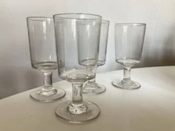 Set de 4 verres rouleau 19e en verre irrégulier