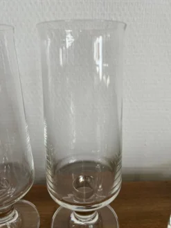 Set 5 flûtes à champagne cristal années 70