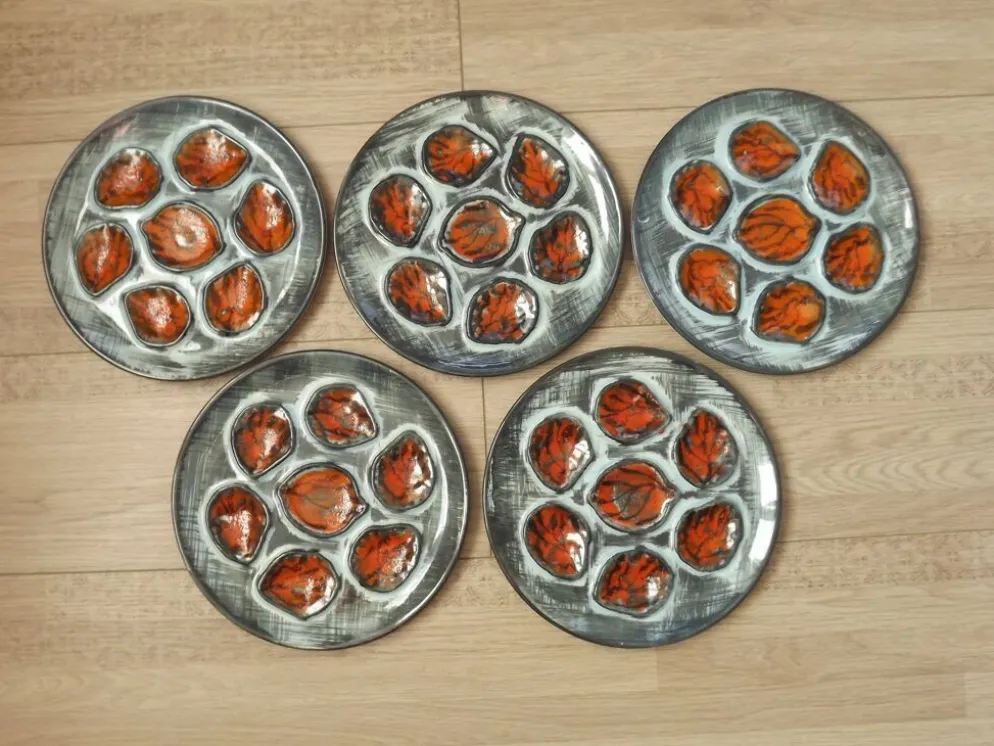 Set of 5 French Pordic Blue Grey & Orange Hand Painted 6 Well Oyster Plates 4974