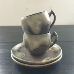 Set 2 tasses grès brun flammé