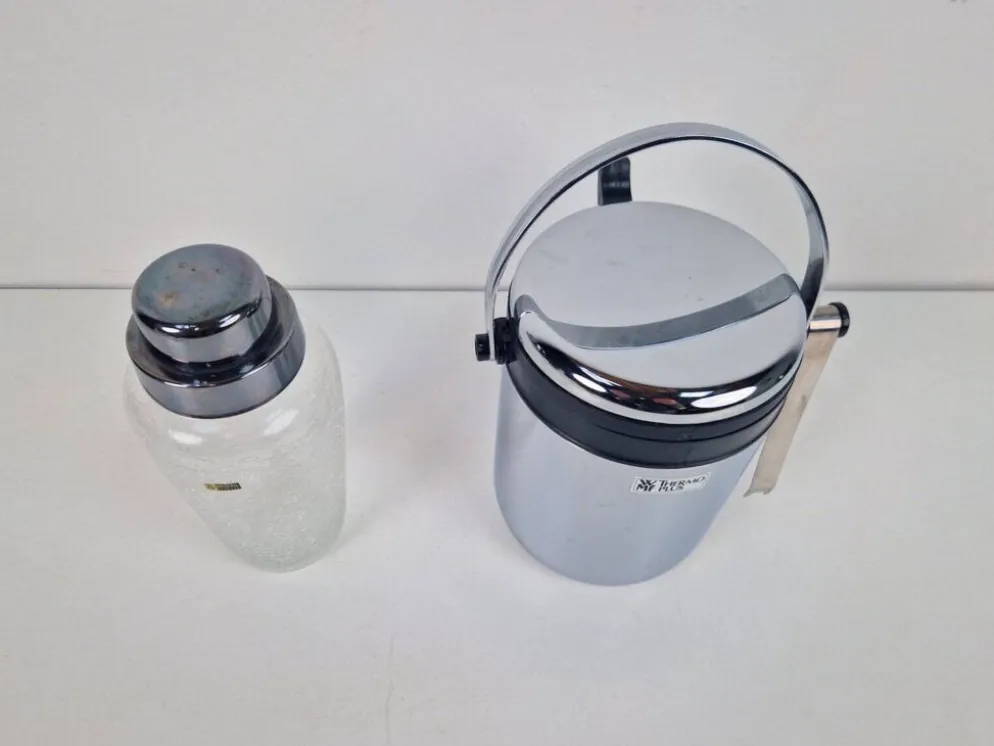 Shaker à cocktail et seau à glace de WMF, années 1970, ensemble de 2