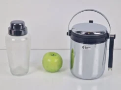Shaker à cocktail et seau à glace de WMF, années 1970, ensemble de 2