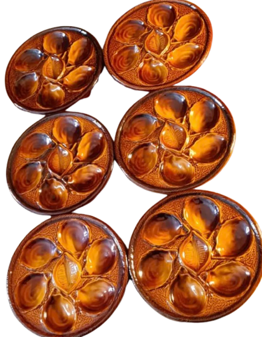 Six assiettes à huitres Signées Saint Clément