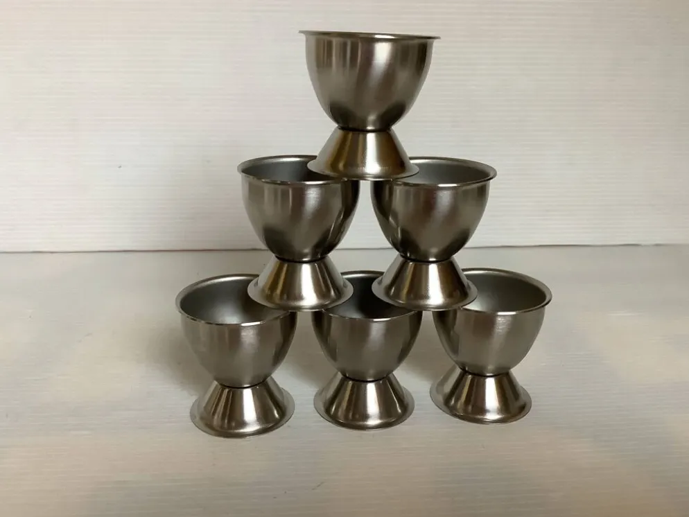 Six coquetiers métal