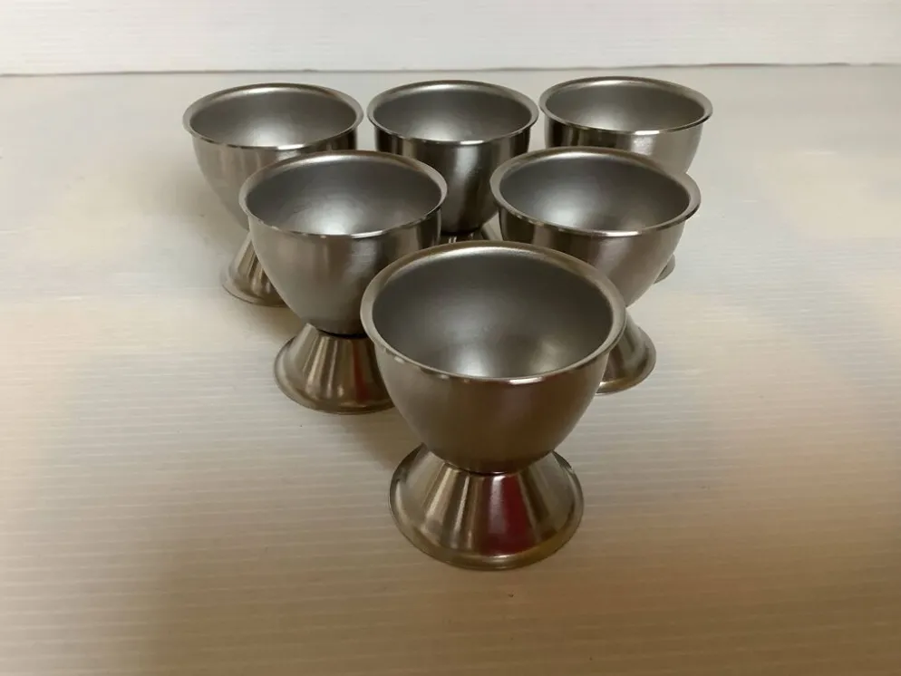 Six coquetiers métal