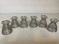 Six coquetiers ressort spirale en métal