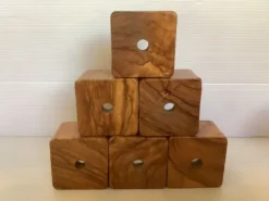 Six coquetiers sel et poivre bois d’olivier avec leur support