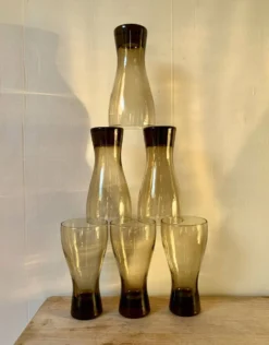 Six grands verres fumés soufflés 1970