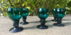 Six verres Roemer en cristal soufflé de couleurs verts au décor