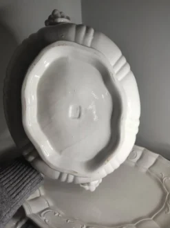 Soupiere blanche en porcelaine