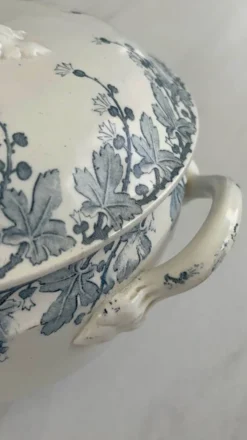 Soupiere terre de fer Lunéville Neva – faïence ancienne française déco