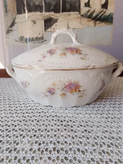Soupière ancienne