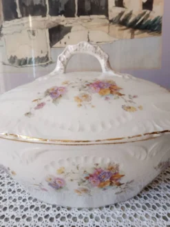 Soupière ancienne