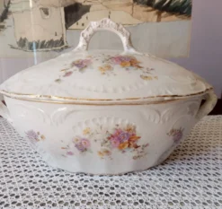 Soupière ancienne