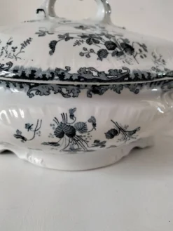 Soupière ancienne Creil & Montereau – vendue par E. Bourgeois