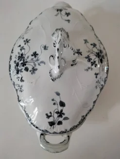 Soupière ancienne Creil & Montereau – vendue par E. Bourgeois