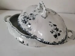 Soupière ancienne Creil & Montereau – vendue par E. Bourgeois