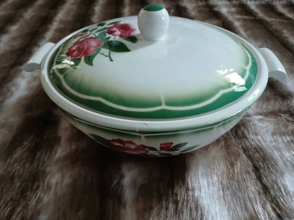 Soupière ancienne Digoin et Sarreguemines