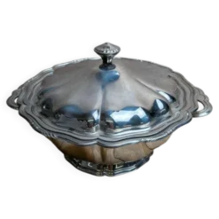 Soupière ancienne en métal argenté style Louis XV