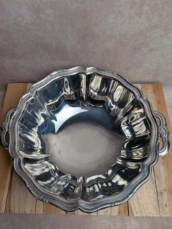 Soupière ancienne en métal argenté style Louis XV
