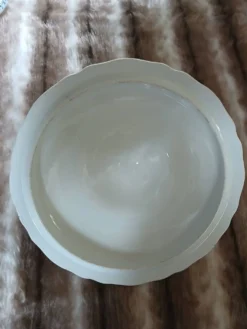 Soupière ancienne en Terre de fer