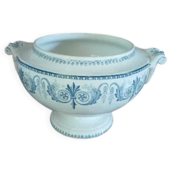 Soupière ancienne en Terre de fer