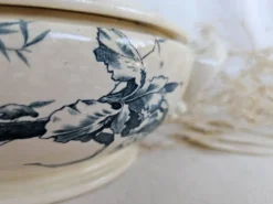 Soupière ancienne Gien Iris Terre de Fer